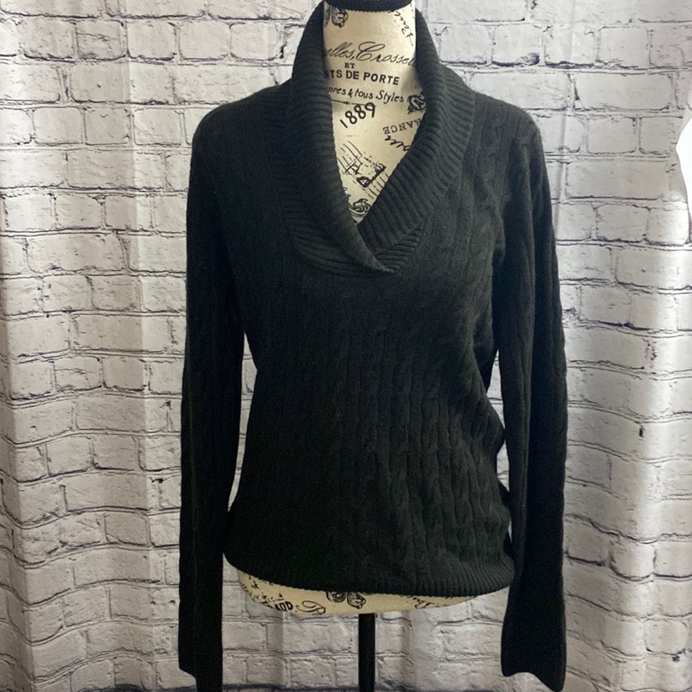 Vintage G. H. Bass & Co Sweater